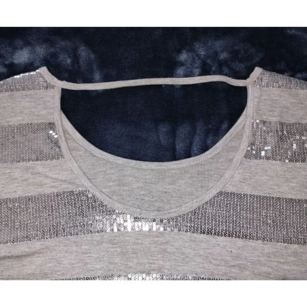 Women's Two Hearts Gray w/Silver Sequins Striped Top (Size Lg) - Picture 4 of 6